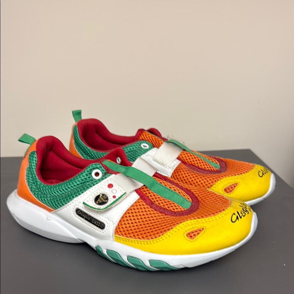 Colorful Women’s Water Shoes Size 8